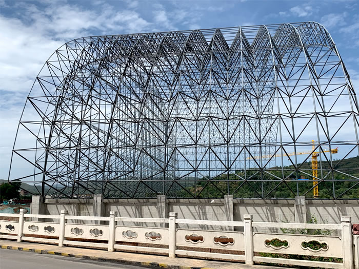 信州区山寨矿储煤棚网架
